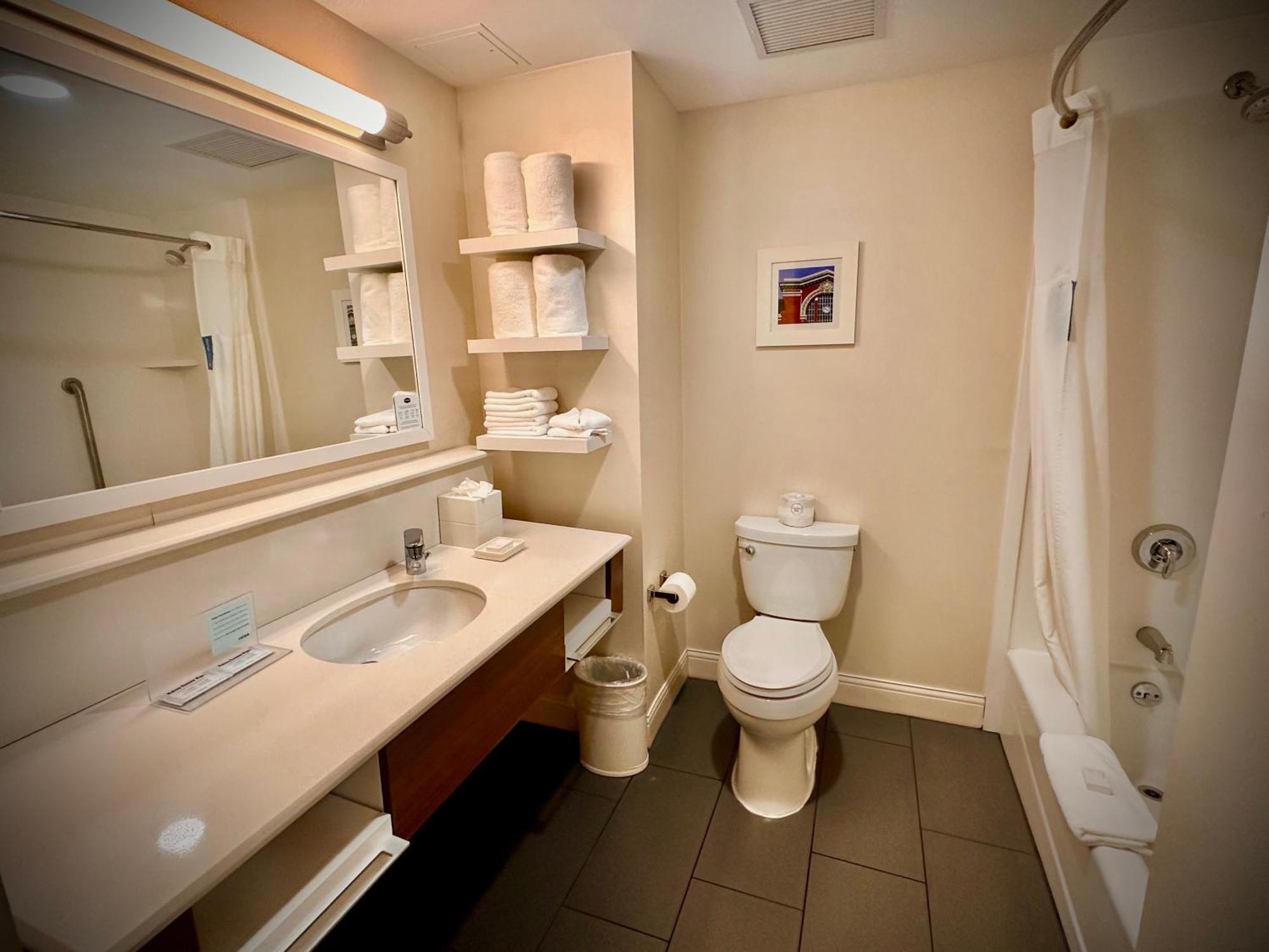 Hampton Inn & Suites Yonkers - Westchester Exteriér fotografie